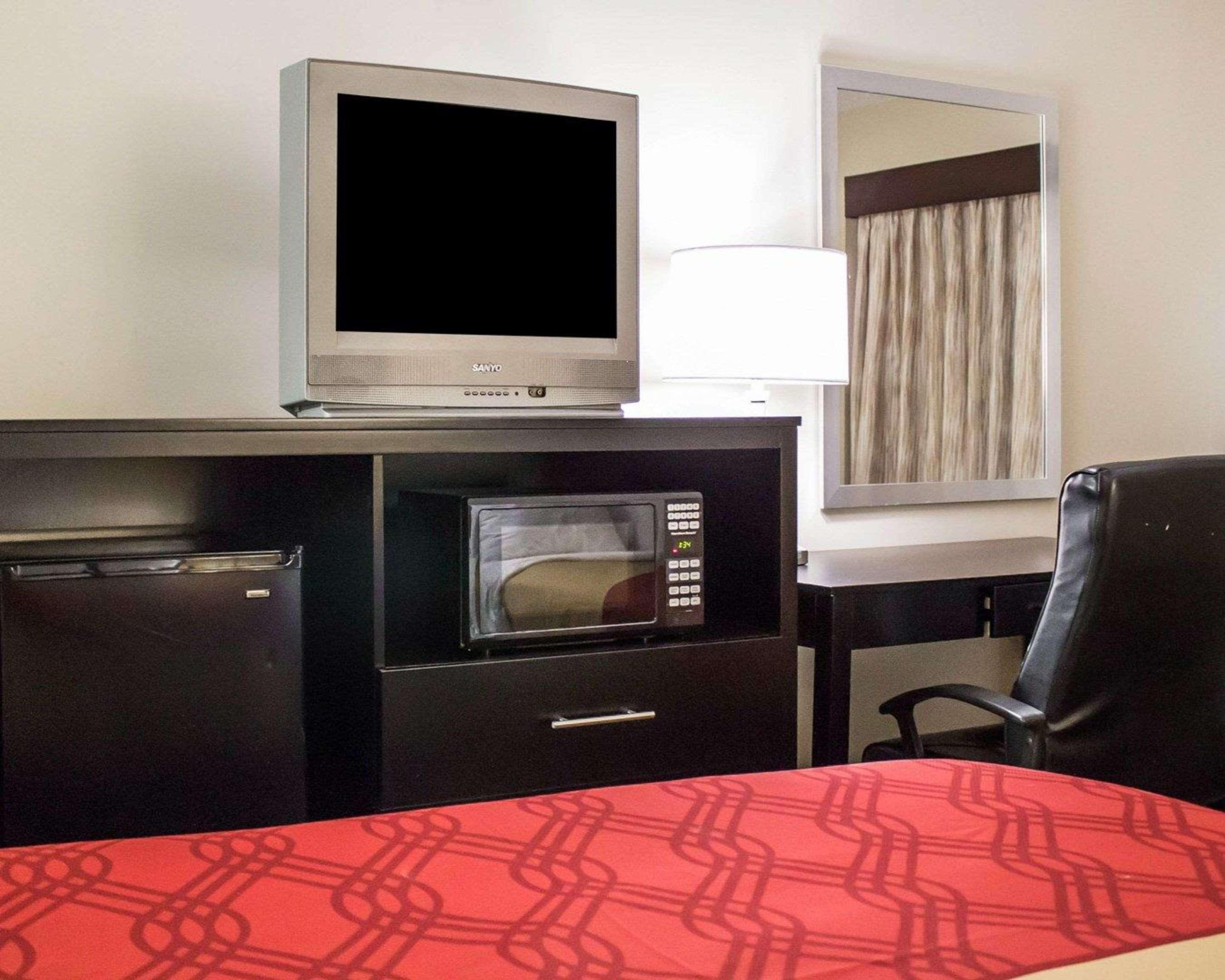Econo Lodge Колумбус Экстерьер фото