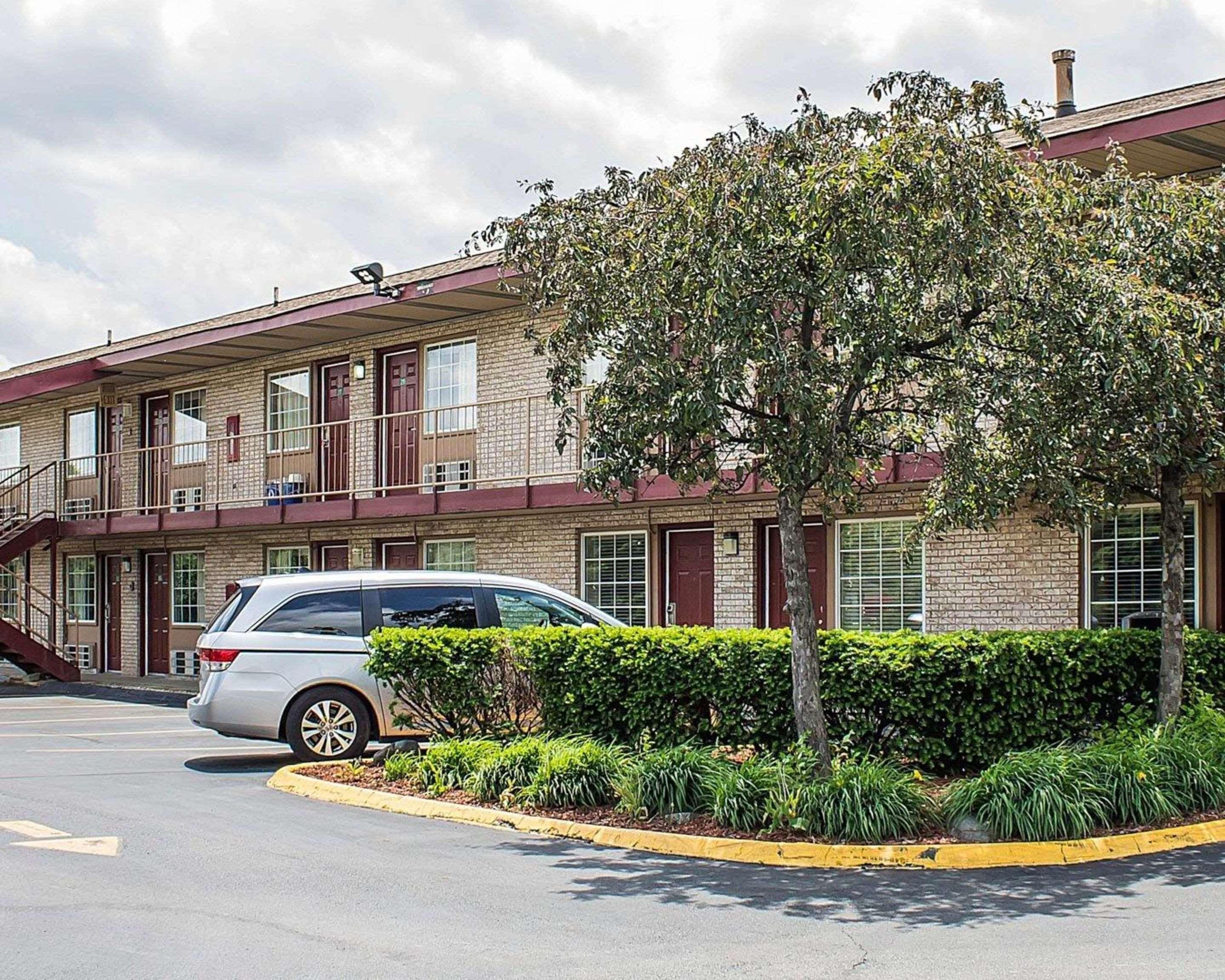 Econo Lodge Колумбус Экстерьер фото