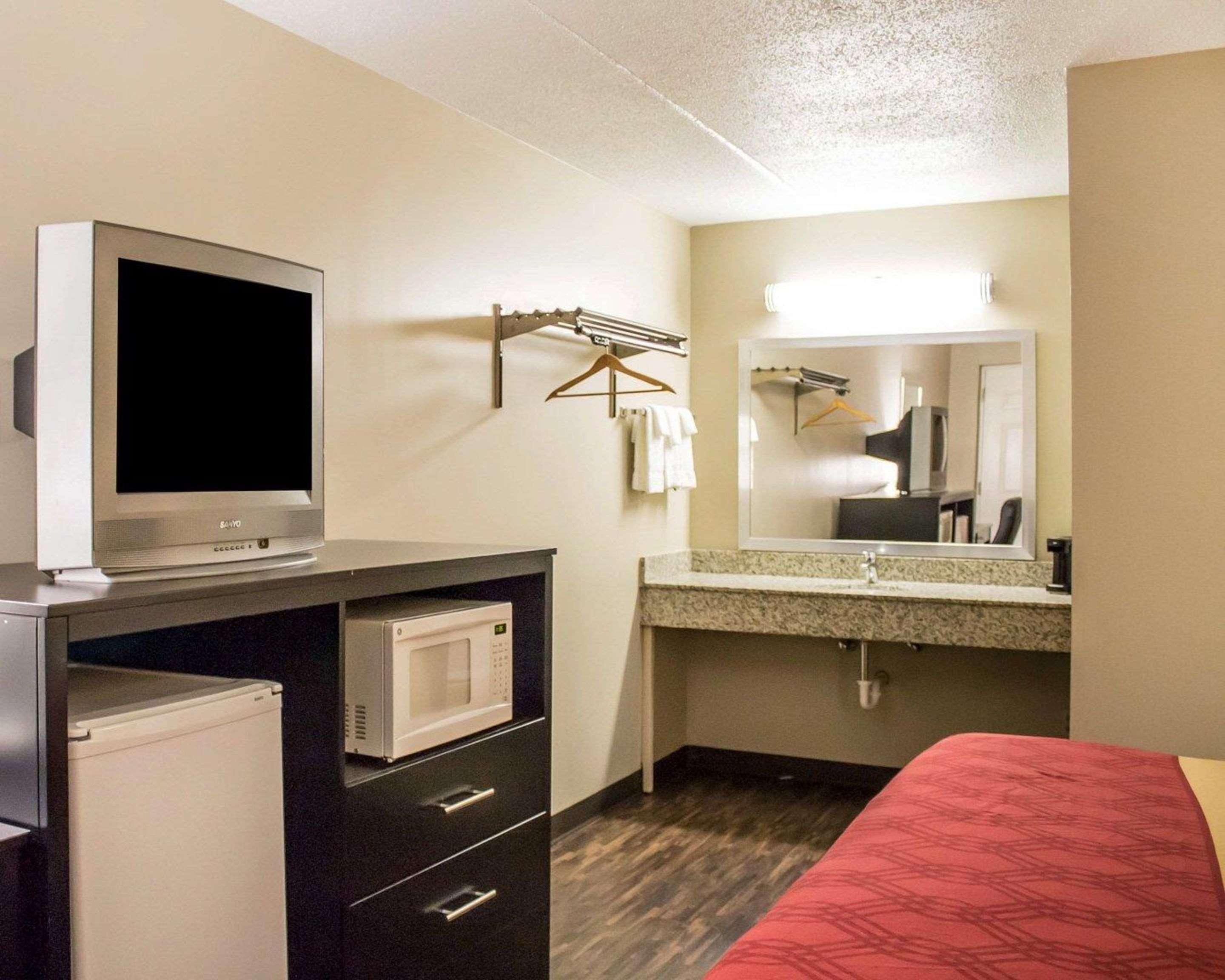 Econo Lodge Колумбус Экстерьер фото