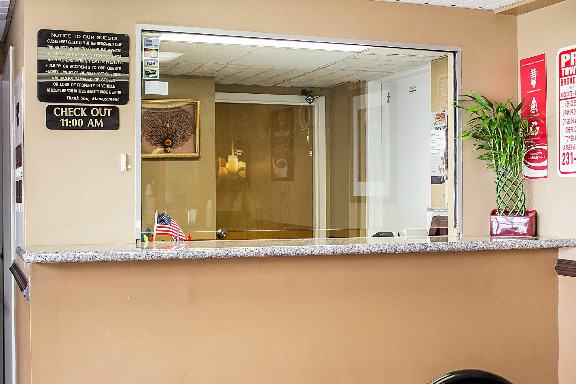 Econo Lodge Колумбус Экстерьер фото